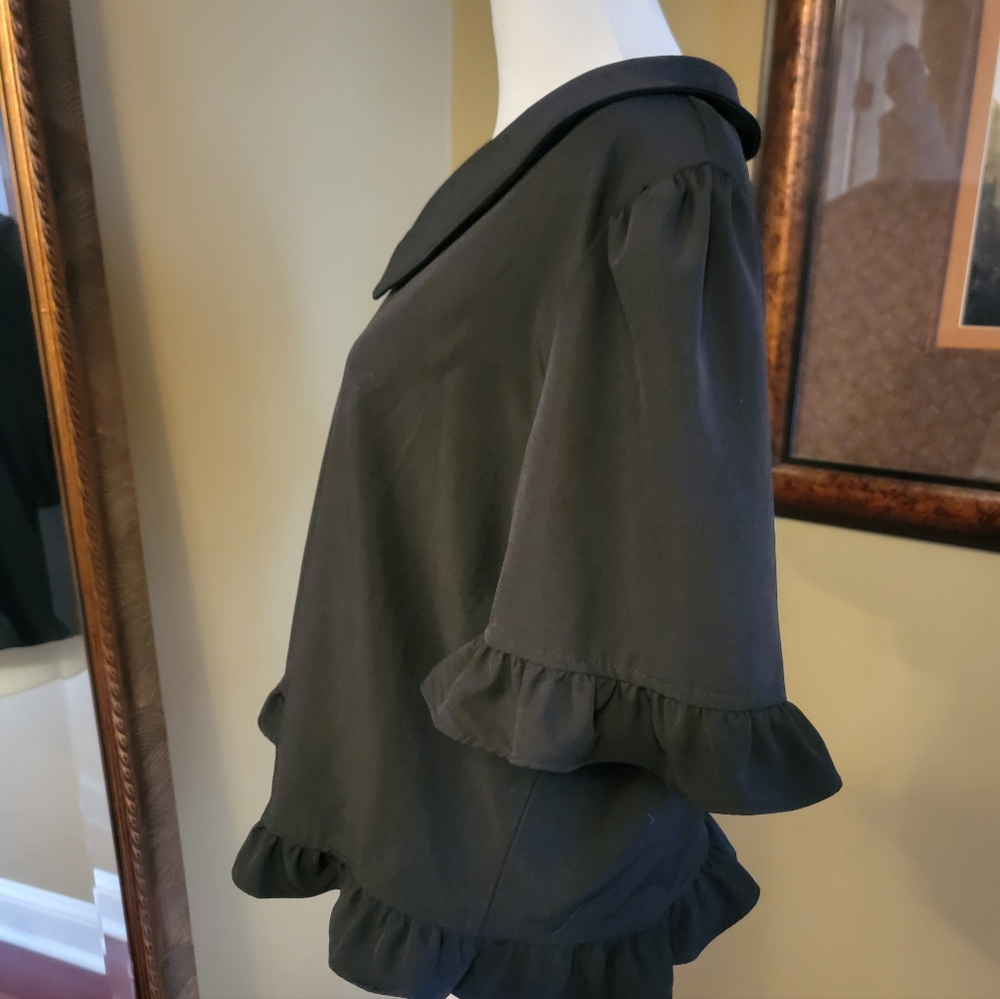 Black Ruffle Sleeve Button-Up Top - Picture 6 of 7